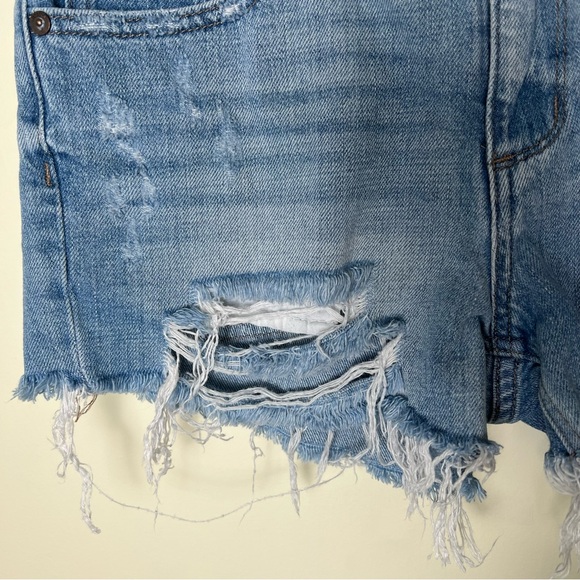 Pistola Distressed Cut-Off Blue Jean Shorts Contrast Back Pocket Size 27 Raw Hem - Picture 4 of 8